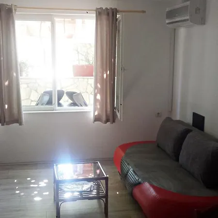 Apartman Tanja *